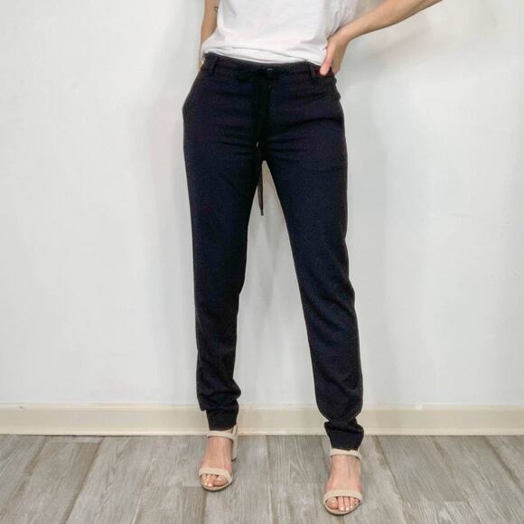 NWT VINCE black crepe jogger pants elastic waist slant pockets mid rise 2847 - Picture 11 of 11